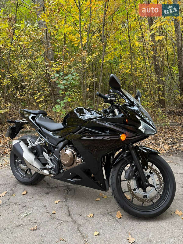 Спортбайк Honda CBR 400R 2016 в Києві