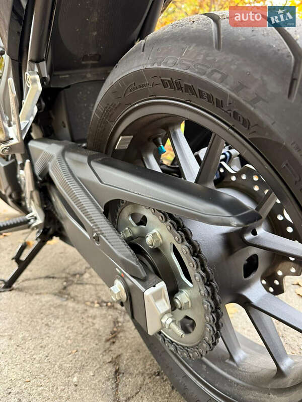 Спортбайк Honda CBR 400R 2016 в Києві