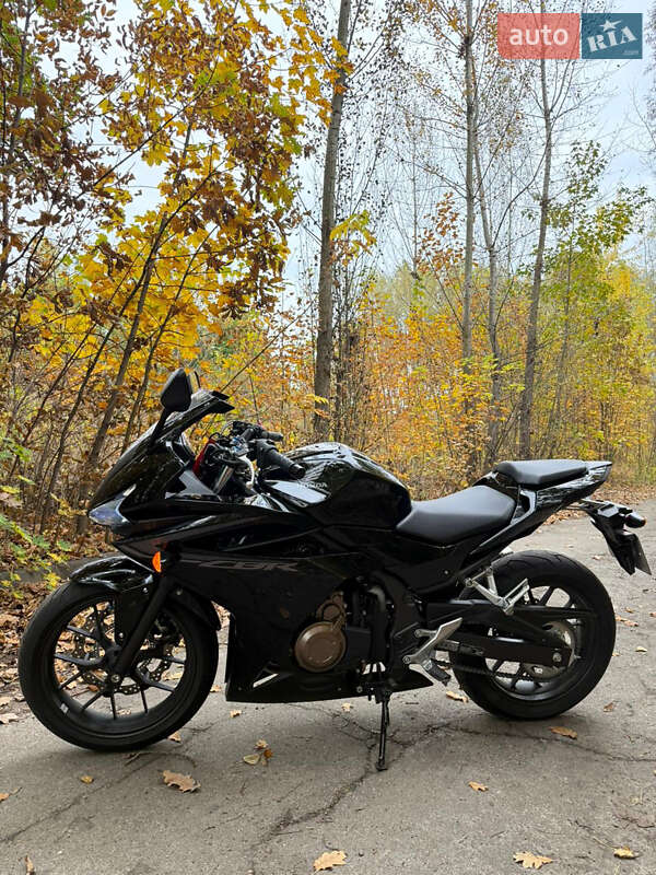 Спортбайк Honda CBR 400R 2016 в Києві