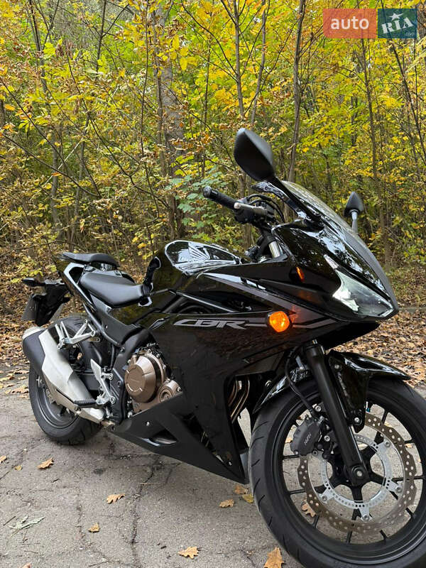 Спортбайк Honda CBR 400R 2016 в Києві