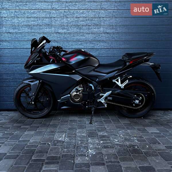 Мотоцикл Без обтекателей (Naked bike) Honda CBR 400R 2020 в Белой Церкви фото 6 Мотоцикл Без обтекателей (Naked bike) Honda CBR 400R 2020 в Белой Церкви