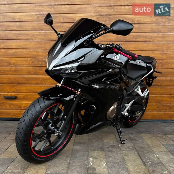 Мотоцикл Без обтекателей (Naked bike) Honda CBR 400R 2017 в Белой Церкви