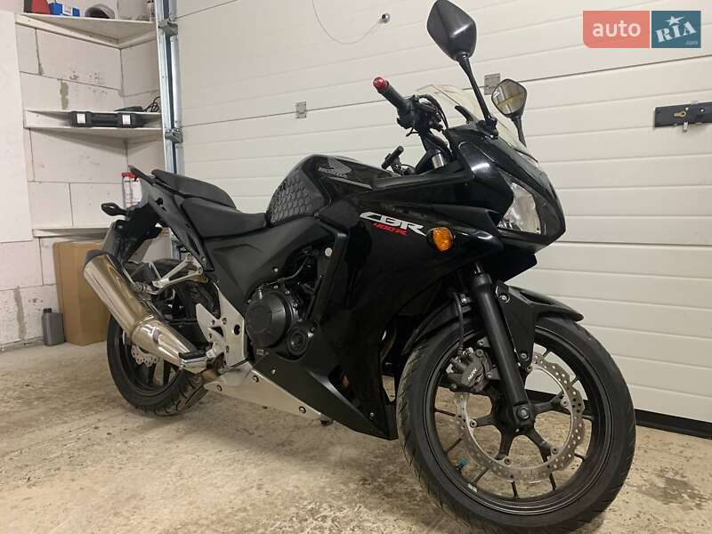 Спортбайк Honda CBR 400R 2013 в Казатине