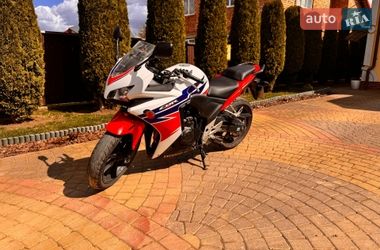 Спортбайк Honda CBR 400R 2014 в Снятине