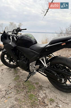 Спортбайк Honda CBR 500R 2016 в 