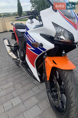 Спортбайк Honda CBR 500R 2016 в Снятині