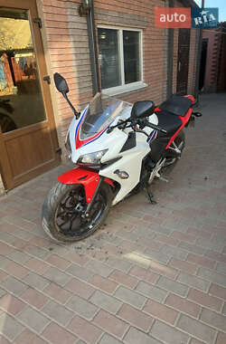 Спортбайк Honda CBR 500R 2016 в Бердичеве