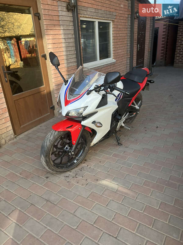 Спортбайк Honda CBR 500R 2016 в Бердичеві фото Спортбайк Honda CBR 500R 2016 в Бердичеві