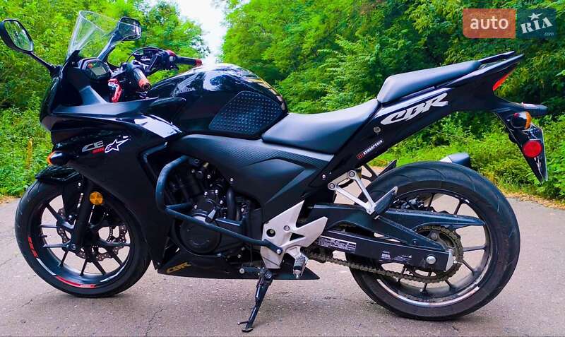 Спортбайк Honda CBR 500R 2016 в Бердичеве
