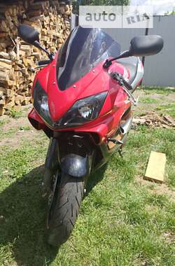 Спортбайк Honda CBR 600F4i 2002 в Полонном