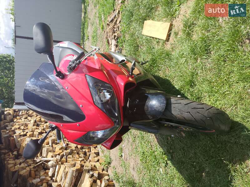 Honda CBR 600F4i 2002