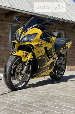 Спортбайк Honda CBR 600F4i 2006 в Ахтырке