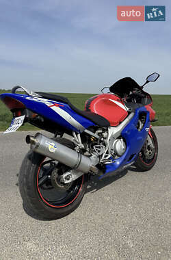 Спортбайк Honda CBR 600F4i 2001 в 