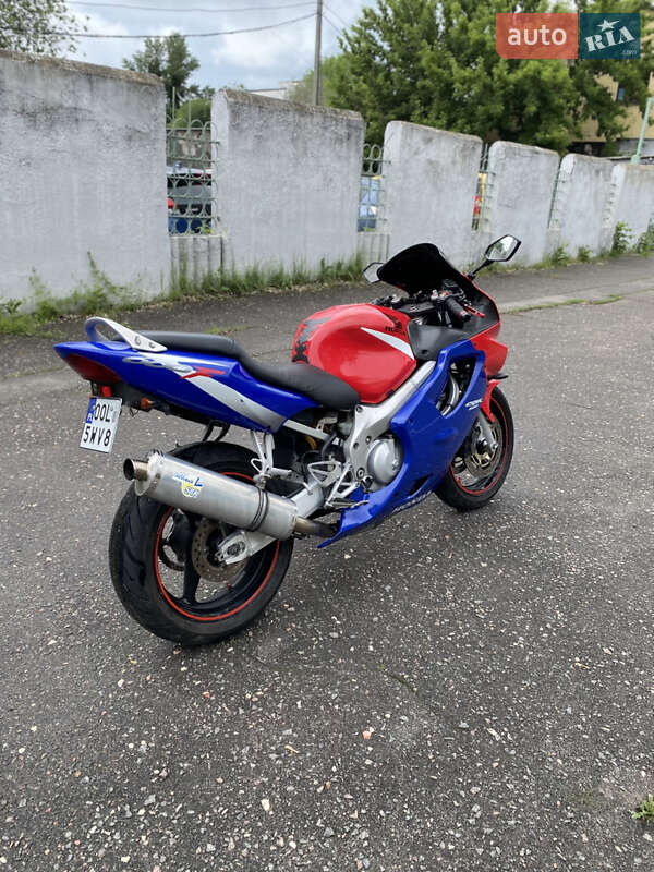 Мотоцикл Спорт-туризм Honda CBR 600F4i 2002 в Харкові фото 4 Мотоцикл Спорт-туризм Honda CBR 600F4i 2002 в Харкові