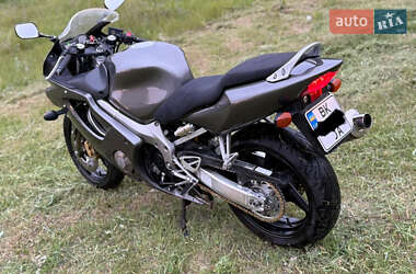 Мотоцикл Спорт-туризм Honda CBR 600F4i 2005 в 