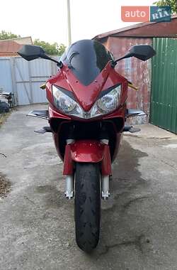 Мотоцикл Спорт-туризм Honda CBR 600F4i 2002 в 