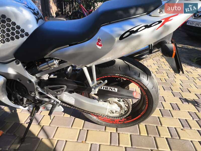 Мотоцикл Спорт-туризм Honda CBR 600F4i 2002 в Кременчуге