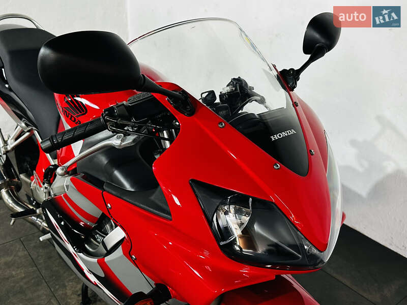 Спортбайк Honda CBR 600F4i 2005 в Бердичеві фото 24 Спортбайк Honda CBR 600F4i 2005 в Бердичеві