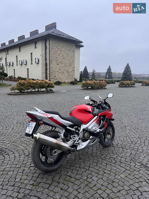 Спортбайк Honda CBR 600F4i 2003 в Жовкві