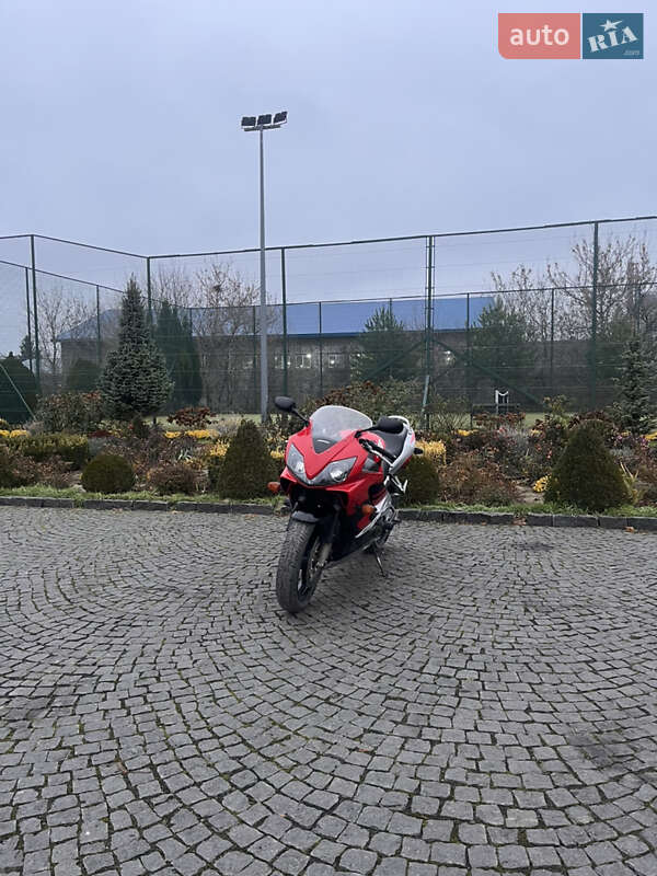 Спортбайк Honda CBR 600F4i 2003 в Жовкві