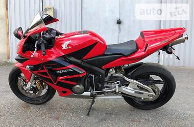 Спортбайк Honda CBR 600F 2004 в Днепре