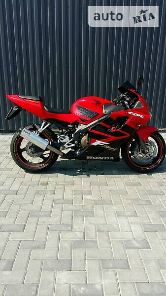 Спортбайк Honda CBR 600F 2001 в Полтаве