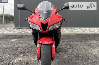 Спортбайк Honda CBR 600F 2011 в Киеве