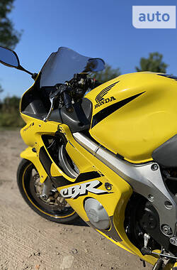 Мотоцикл Спорт-туризм Honda CBR 600F 2001 в Фастове