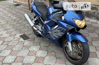 Спортбайк Honda CBR 600F 2000 в Ужгороде