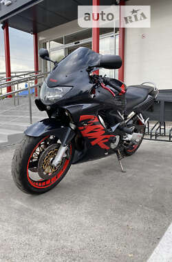 Мотоцикл Спорт-туризм Honda CBR 600F 2000 в Богодухове