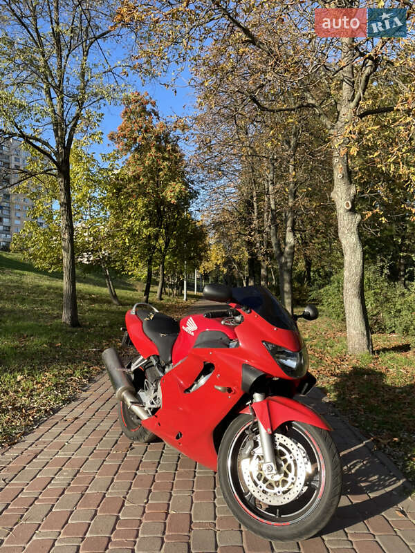 Honda CBR 600F 2000
