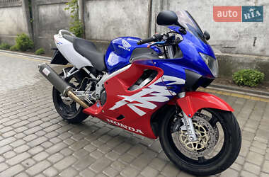 Спортбайк Honda CBR 600F 2000 в Вінниці