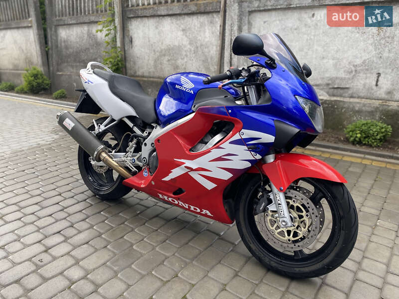 Honda CBR 600F 2000
