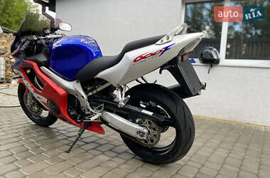 Спортбайк Honda CBR 600F 2000 в 