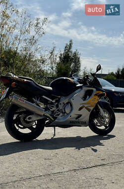 Мотоцикл Спорт-туризм Honda CBR 600F 2000 в 