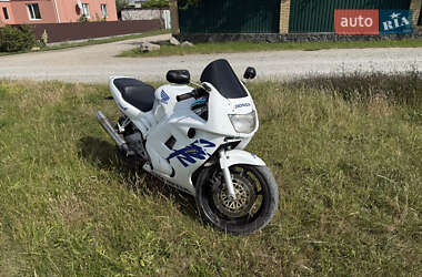 Спортбайк Honda CBR 600F 1996 в Каневі