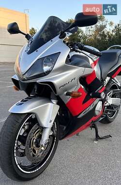 Спортбайк Honda CBR 600F 2003 в 