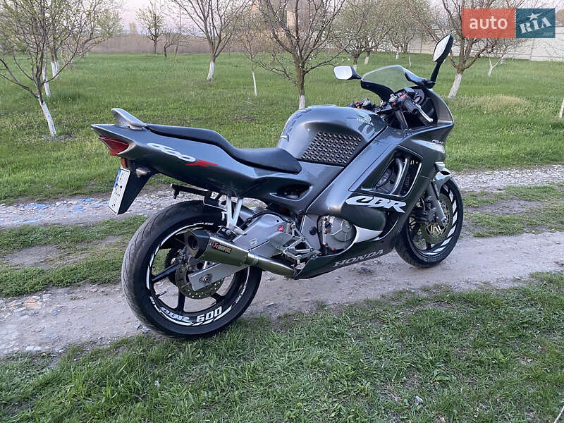 Мотоцикл Спорт-туризм Honda CBR 600F 1997 в Києві