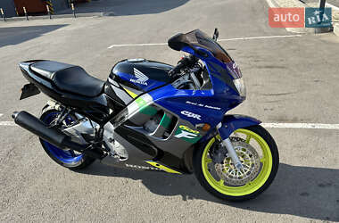 Мотоцикл Спорт-туризм Honda CBR 600F 1996 в 