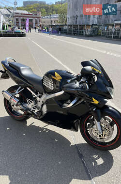 Мотоцикл Спорт-туризм Honda CBR 600F 1999 в Нежине