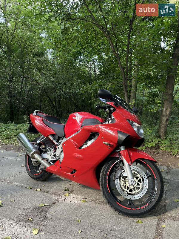 Honda CBR 600F 2000