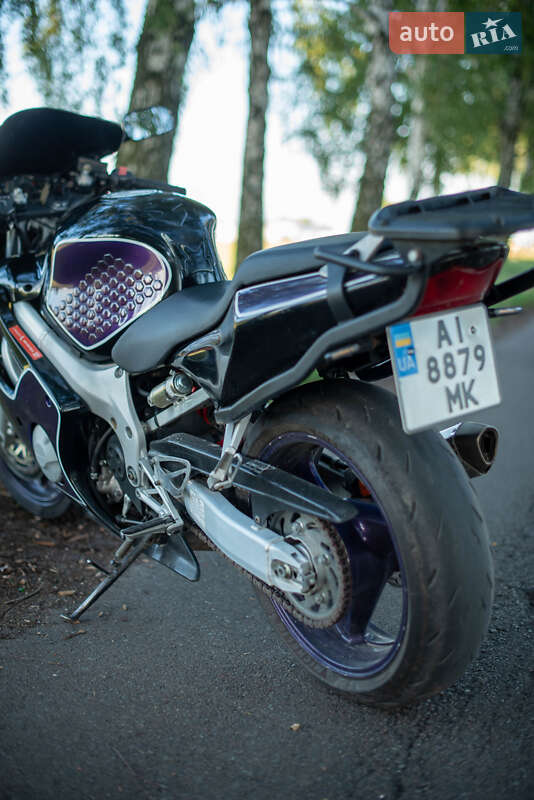 Спортбайк Honda CBR 600F 2000 в Переяславі