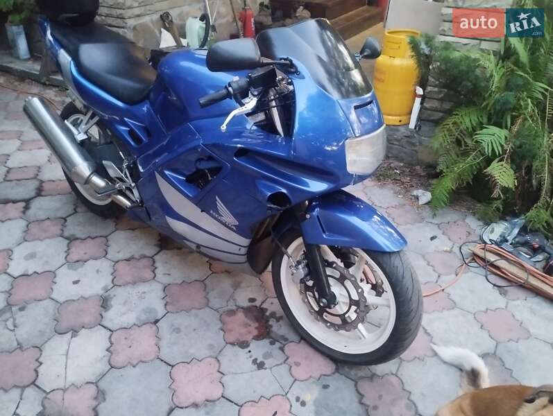 Мотоцикл Без обтекателей (Naked bike) Honda CBR 600F 1991 в Балаклее