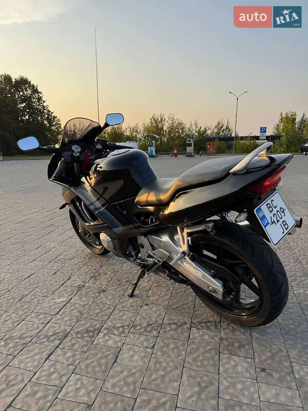 Спортбайк Honda CBR 600F 1997 в Сокале