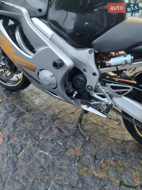 Мотоцикл Спорт-туризм Honda CBR 600F 1999 в Золочеве фото 3 Мотоцикл Спорт-туризм Honda CBR 600F 1999 в Золочеве