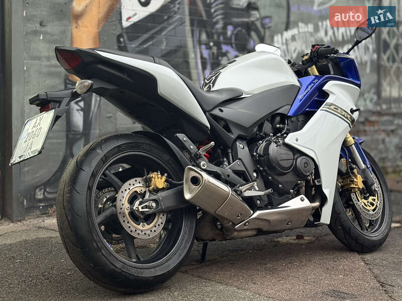 Спортбайк Honda CBR 600F 2011 в Киеве фото 3 Спортбайк Honda CBR 600F 2011 в Киеве