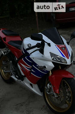 Спортбайк Honda CBR 600RR 2006 в Львове