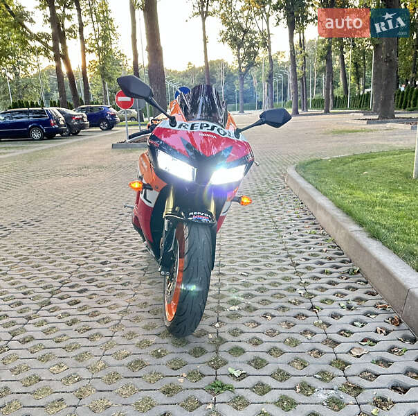 Спортбайк Honda CBR 600RR 2013 в Харькове