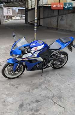 Спортбайк Honda CBR 600RR 2007 в Одессе