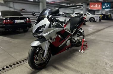 Спортбайк Honda CBR 600RR 2003 в Харькове